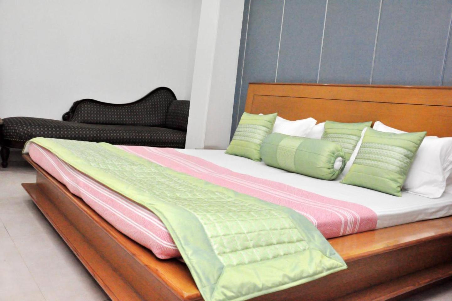 Hotel Blue Bell - Karol Bagh New Delhi Esterno foto