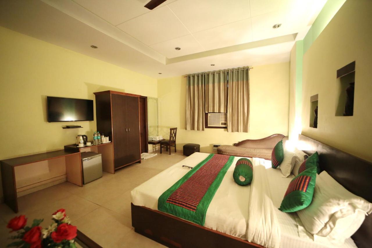 Hotel Blue Bell - Karol Bagh New Delhi Esterno foto