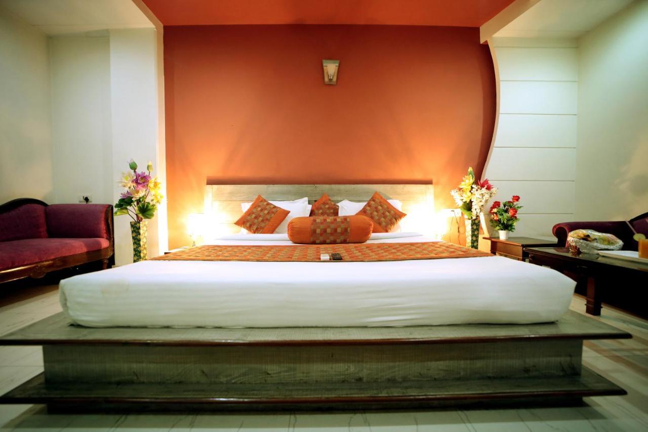 Hotel Blue Bell - Karol Bagh New Delhi Esterno foto